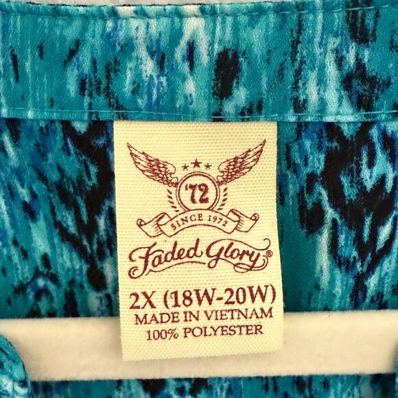 Faded Glory Blue Green Lightweight 3/4 Tab Sleeve Pullover Womens Plus 2X Blouse - Picture 2 of 16